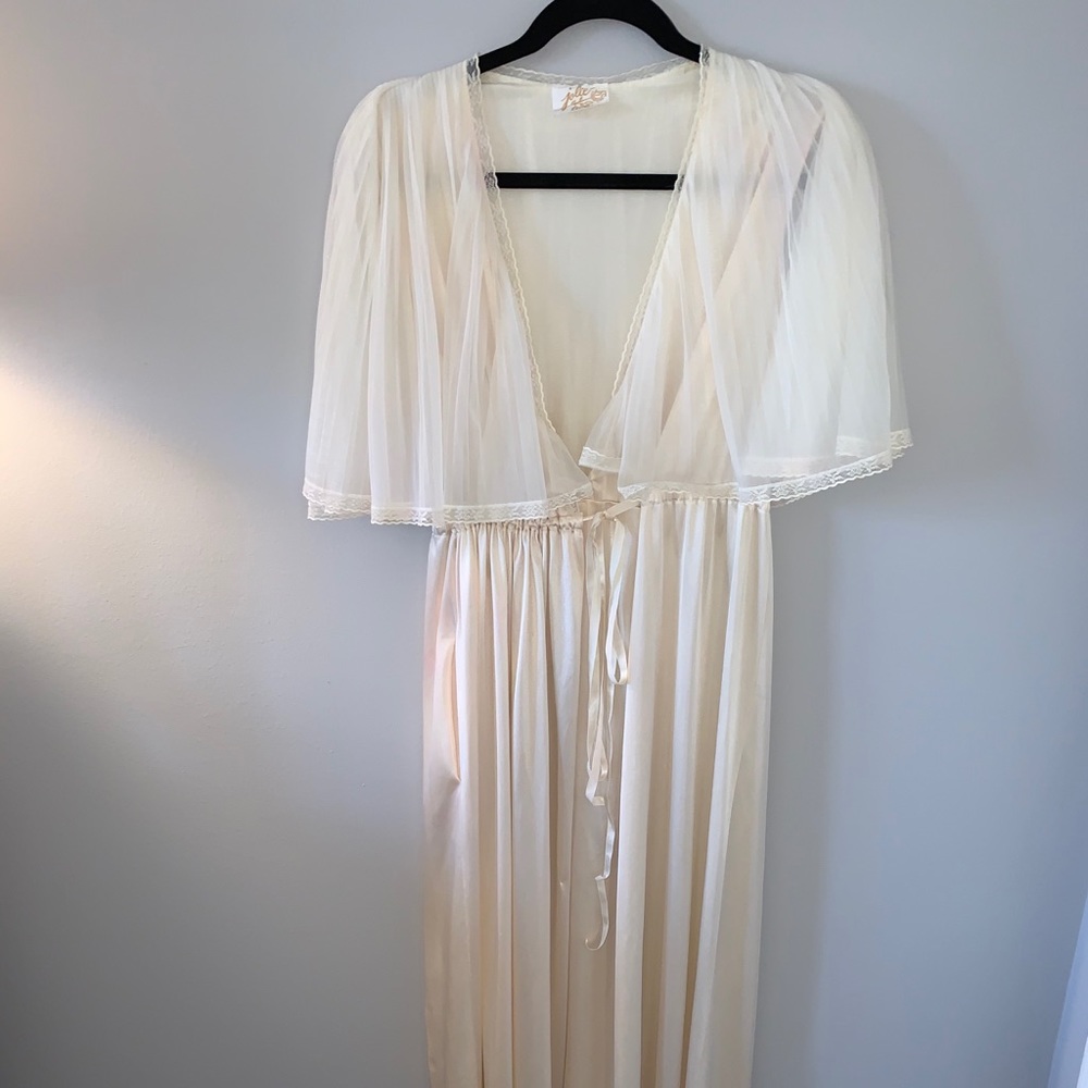 JOLIE TWO S Cape Lace Ivory tie Antron nylon Robe